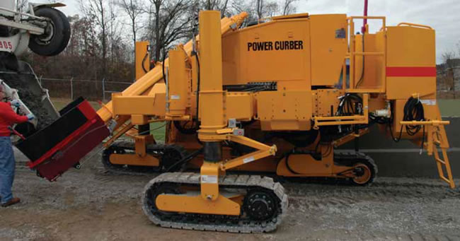 5700C Power slipformer with dual side pouring option